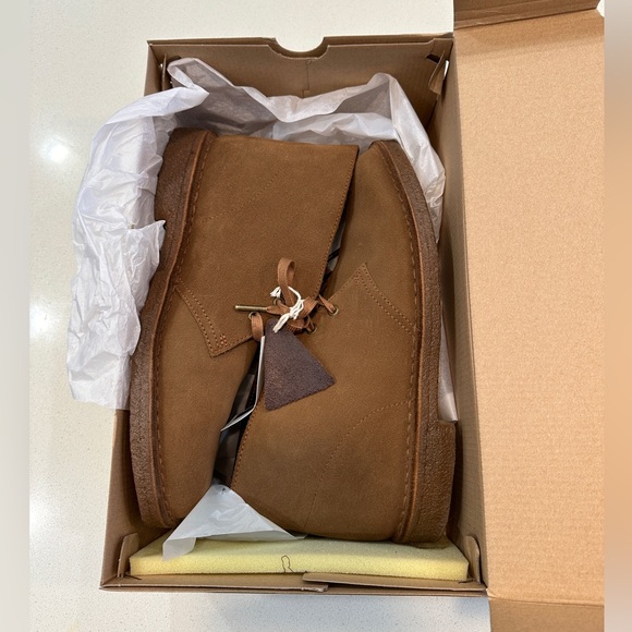 Clarks Cola Suede Desert Boots - Picture 4 of 5